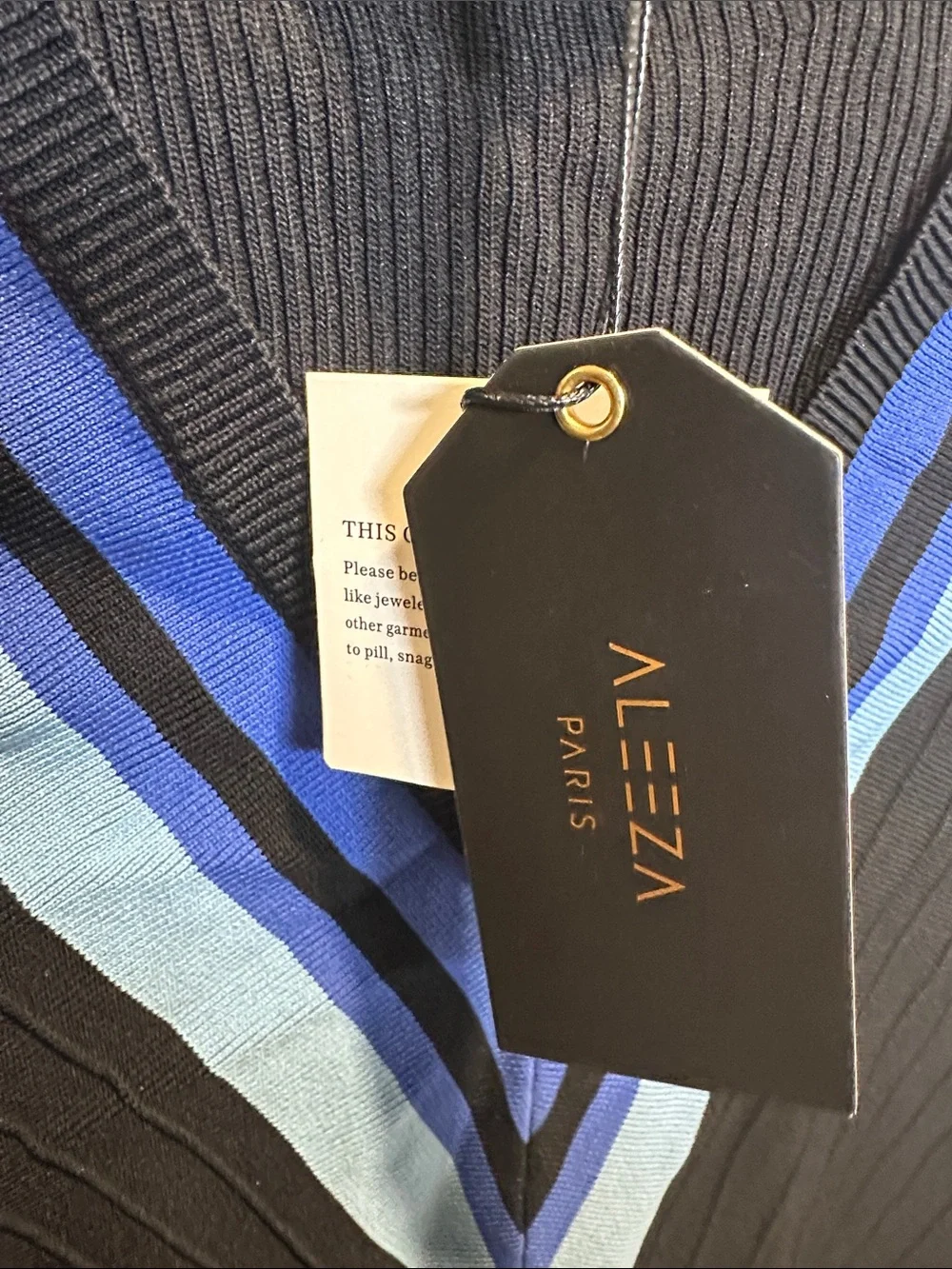 Black Pullover Sweater with Blue V-Stripe Detail (19)
